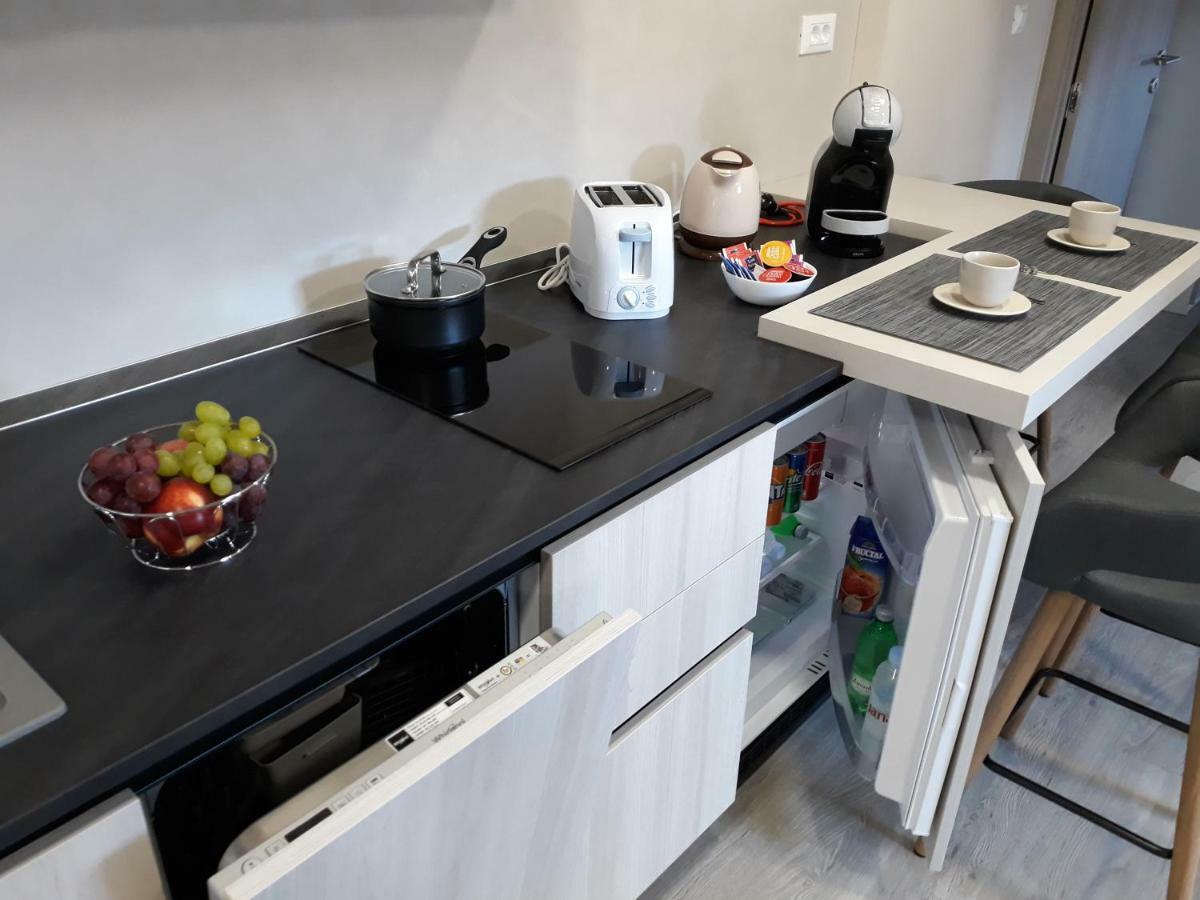 Center Apartment Dalu Пула Екстериор снимка