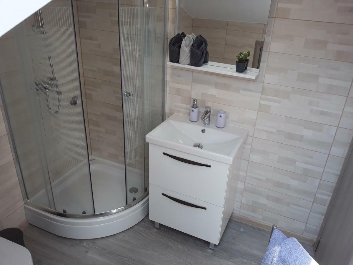 Center Apartment Dalu Пула Екстериор снимка